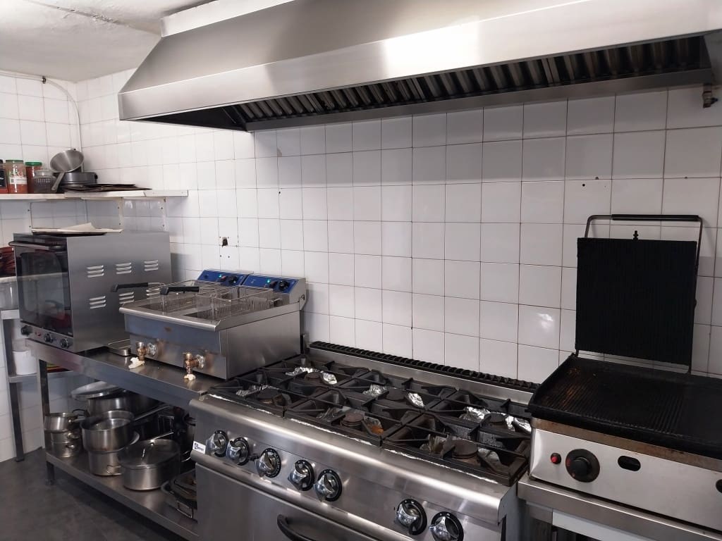 Restaurang/Bar till salu i Benalmadena - 39 950 € (Ref: 9572071)