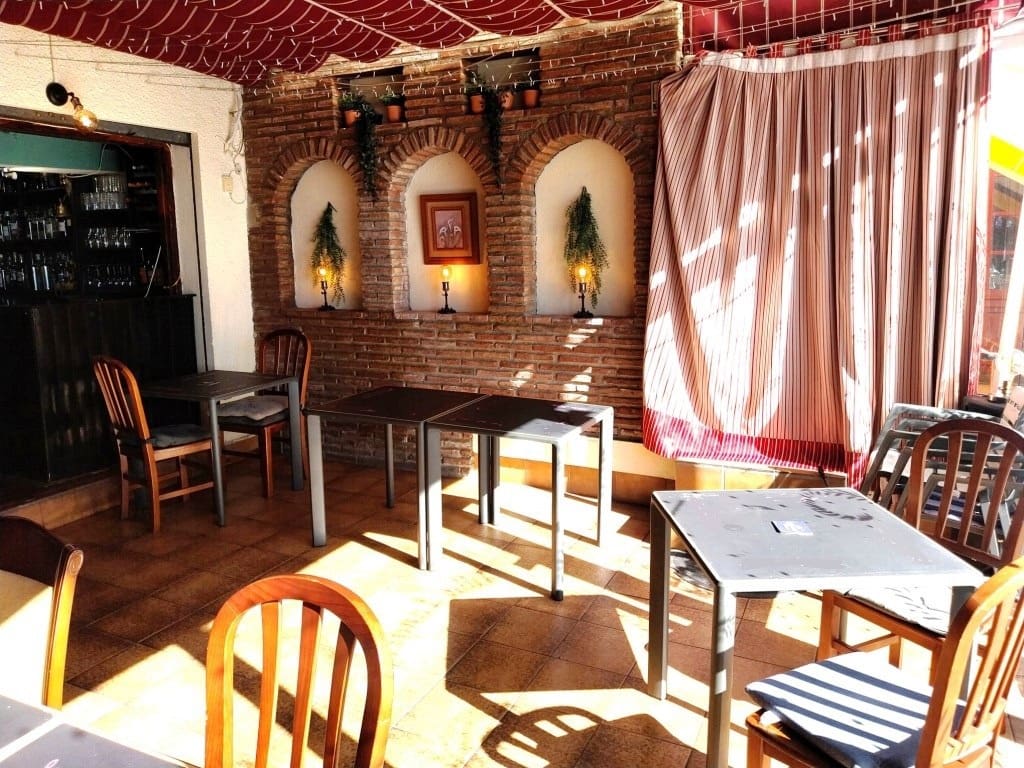 Restaurant/Bar til salgs i Benalmadena - € 50 000 (Ref: 9609479)