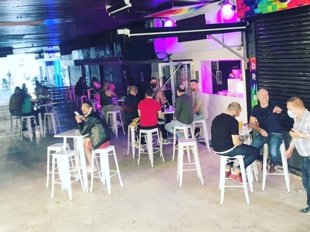 Restaurant/Bar à vendre à Torremolinos - 64 950 € (Ref: 9677823)