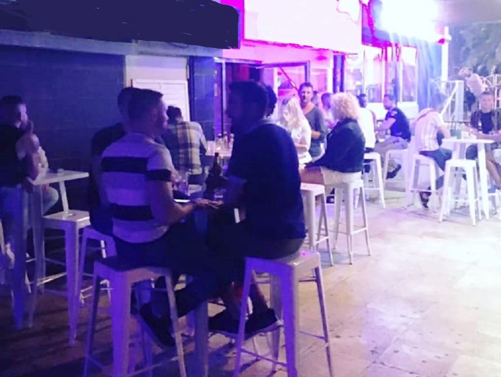 Restaurant/Bar à vendre à Torremolinos - 64 950 € (Ref: 9677823)