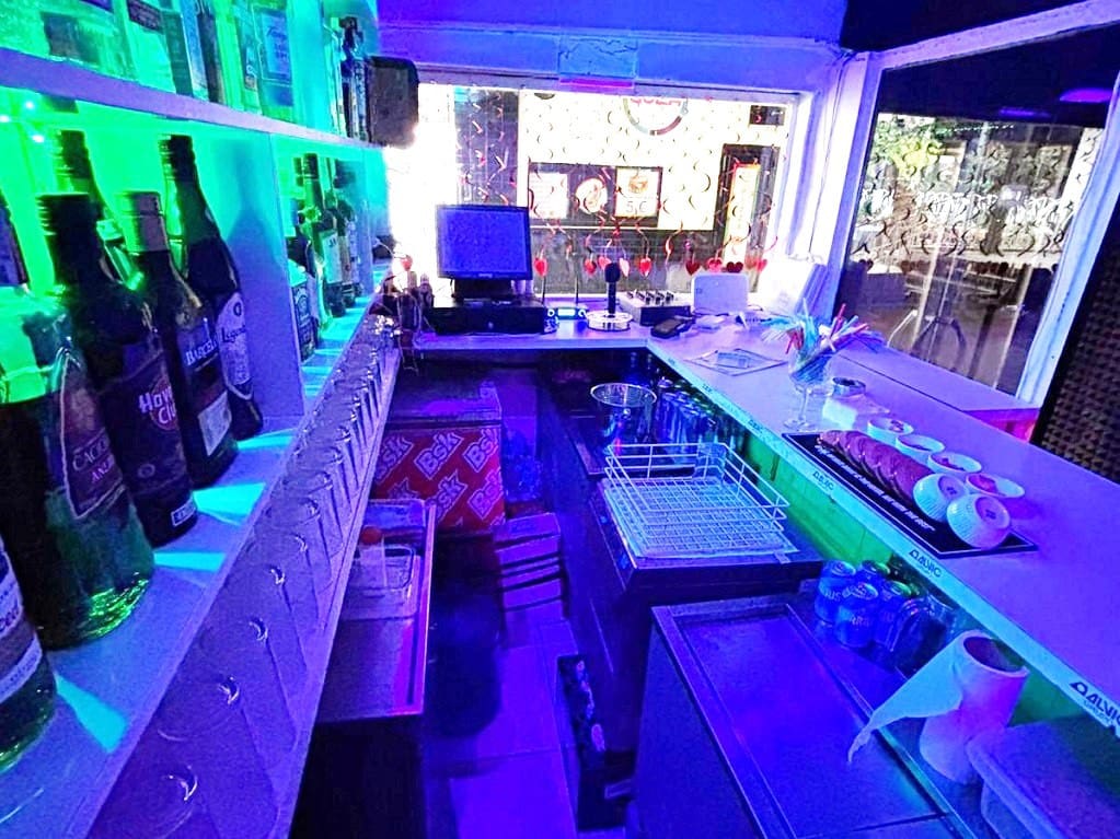 Restaurant/Bar à vendre à Torremolinos - 64 950 € (Ref: 9677823)