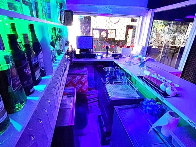 Restaurant/Bar à vendre à Torremolinos - 64 950 € (Ref: 9677823)