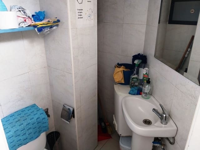 Butik till salu i Fuengirola - 29 950 € (Ref: 9713383)