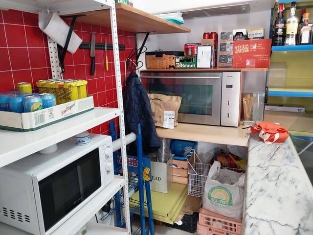 Butik till salu i Fuengirola - 29 950 € (Ref: 9713383)