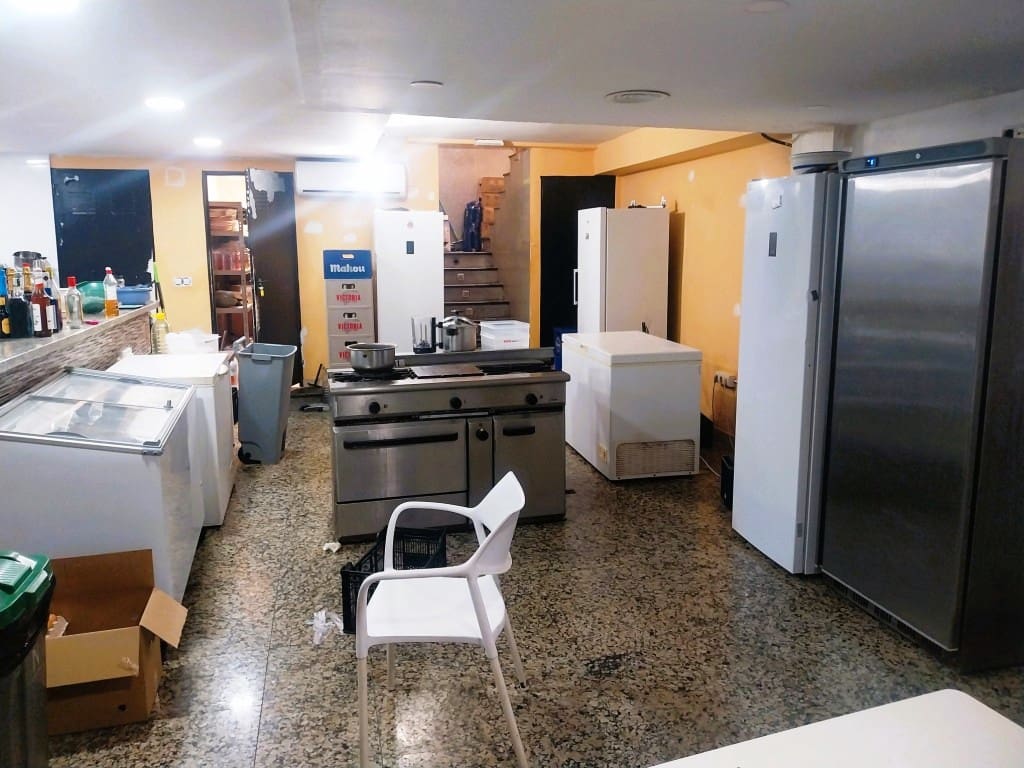 Ristorante/Bar in vendita in Fuengirola - 199.950 € (Rif: 9713651)