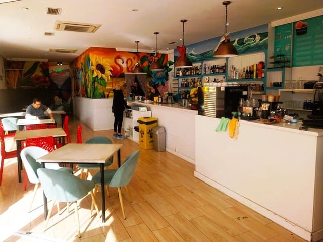 Restaurant/Bar til salgs i Fuengirola - € 199 950 (Ref: 9713651)