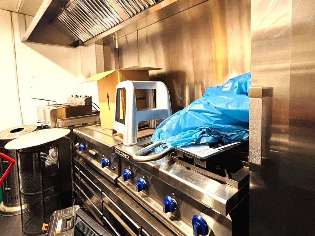 Restaurang/Bar till salu i Fuengirola - 350 000 € (Ref: 9715412)