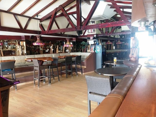Restaurant/Bar til salgs i Fuengirola - € 1 900 000 (Ref: 9715483)