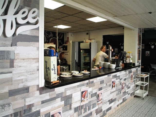 Restaurante/Bar para venda em Fuengirola - 24 950 € (Ref: 9720280)