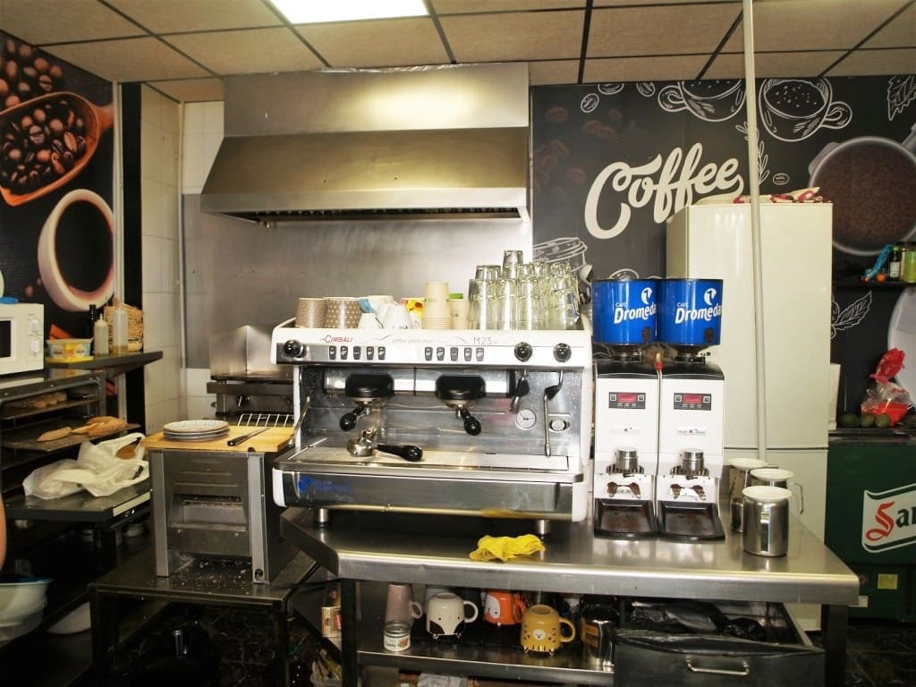 Restaurant/Bar til salgs i Fuengirola - € 24 950 (Ref: 9720280)