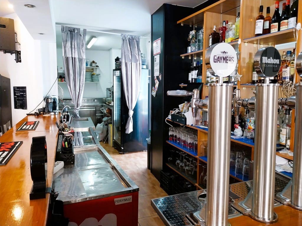 Bar/Restaurante en Benalmádena en venta - 44.950 € (Ref: 9723477)