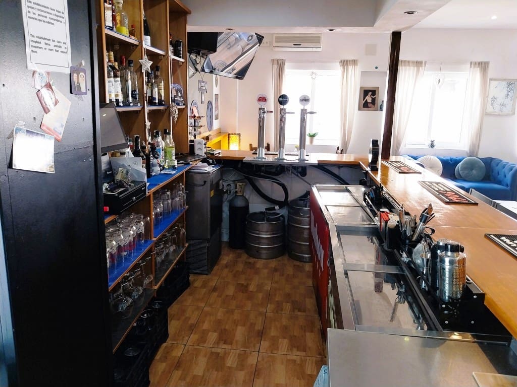 Bar/Restaurante en Benalmádena en venta - 44.950 € (Ref: 9723477)