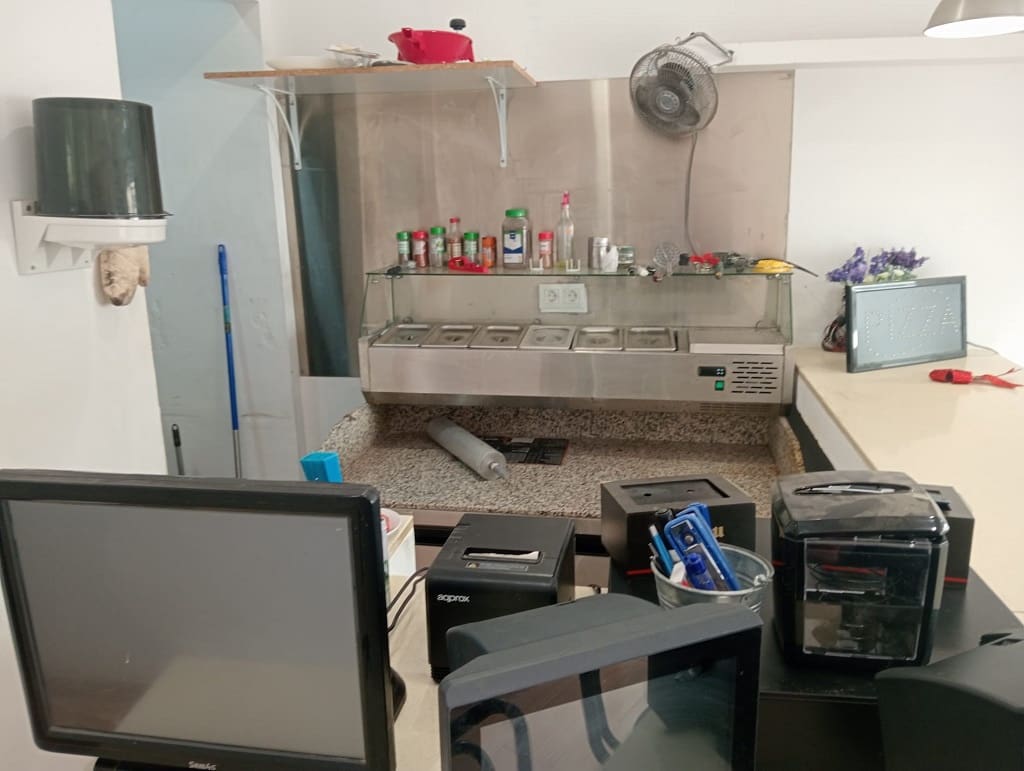 Restaurante/Bar para venda em Arroyo de la Miel - 17 950 € (Ref: 9723618)