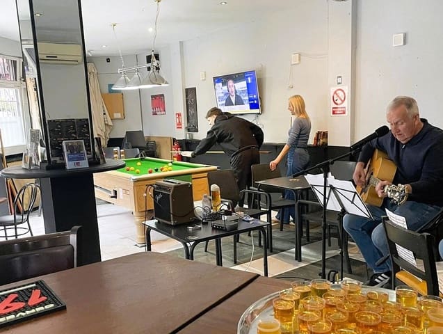 Bar/Restaurante en Benalmádena en venta - 29.950 € (Ref: 9737061)