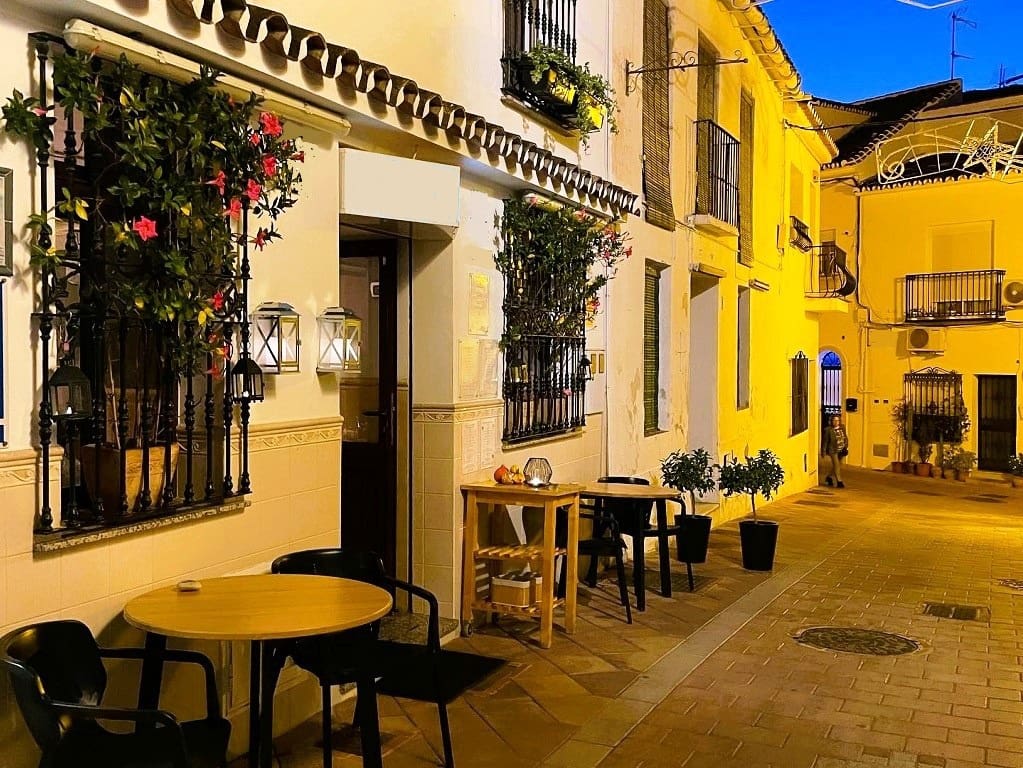 Restaurant/Bar for sale in Benalmadena - € 49,950 (Ref: 9759449)