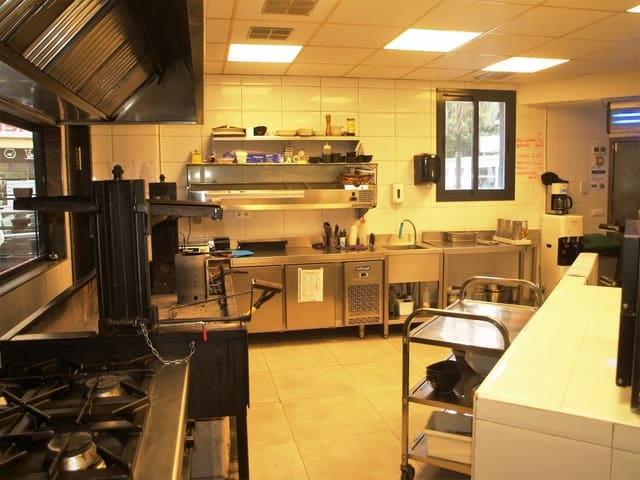 Restaurant/bar te koop in Fuengirola - € 160.000 (Ref: 9778546)