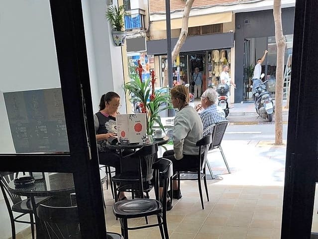 Restaurant/bar te koop in Los Boliches , Fuengirola - € 44.950 (Ref: 9778878)