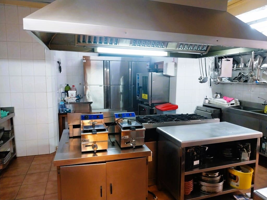 Ristorante/Bar in vendita in Fuengirola - 119.950 € (Rif: 9802872)