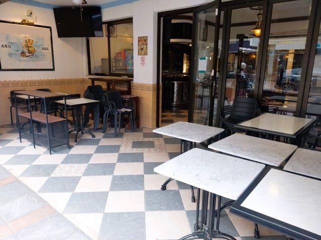 Ristorante/Bar in vendita in Los Boliches , Fuengirola - 119.950 € (Rif: 9802872)