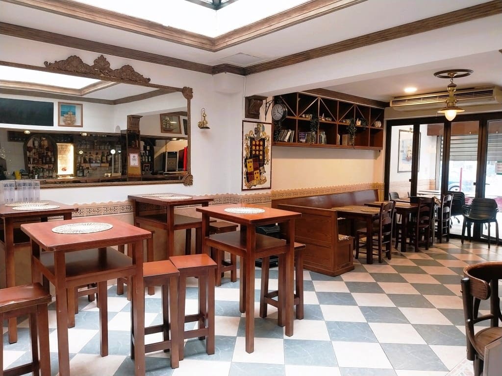 Ristorante/Bar in vendita in Fuengirola - 119.950 € (Rif: 9802872)