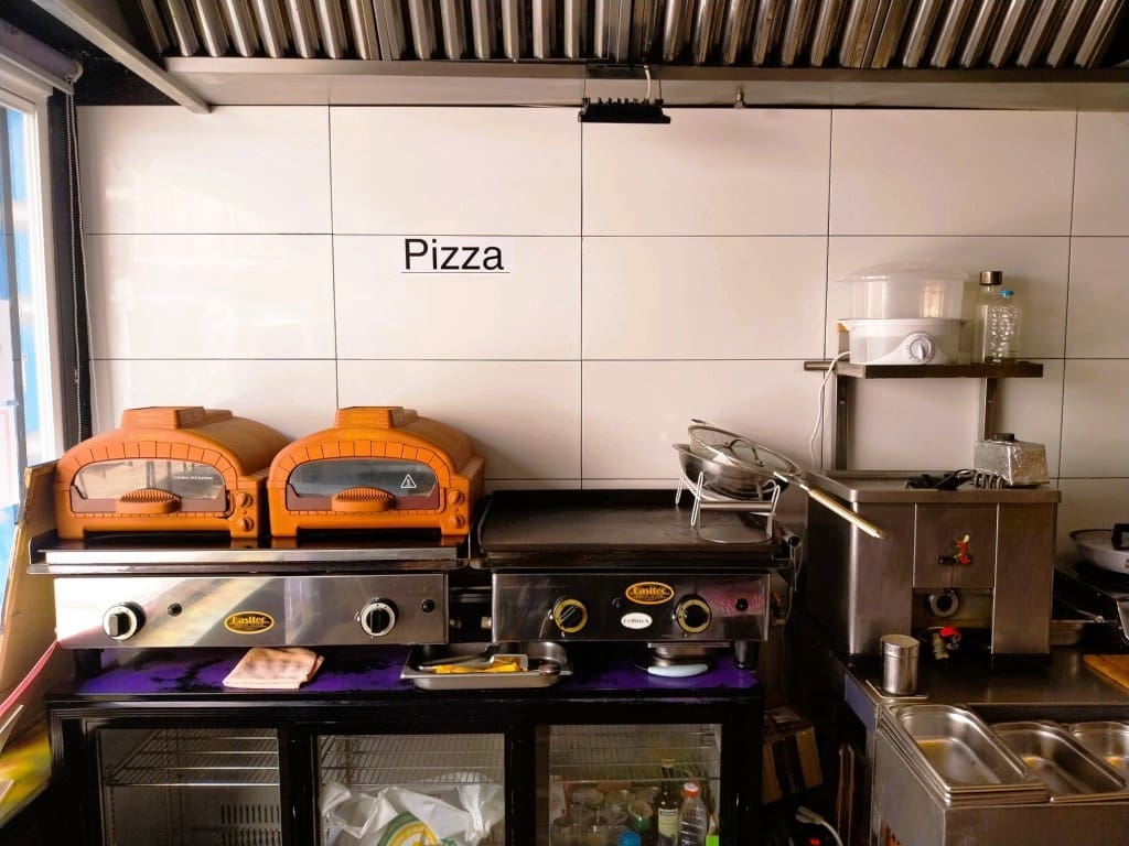 Ravintola/baari myytävänä paikassa Fuengirola - 44 950 € (Ref: 9809837)