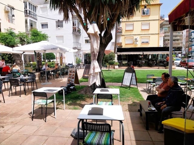 Ravintola/baari myytävänä paikassa Fuengirola - 44 950 € (Ref: 9809837)