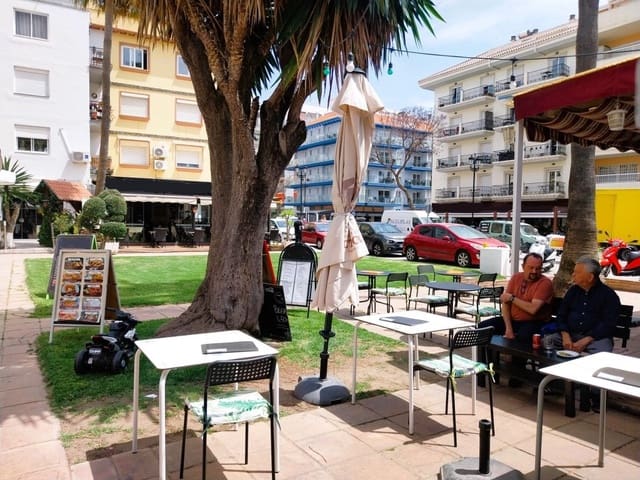 Ravintola/baari myytävänä paikassa Fuengirola - 44 950 € (Ref: 9809837)