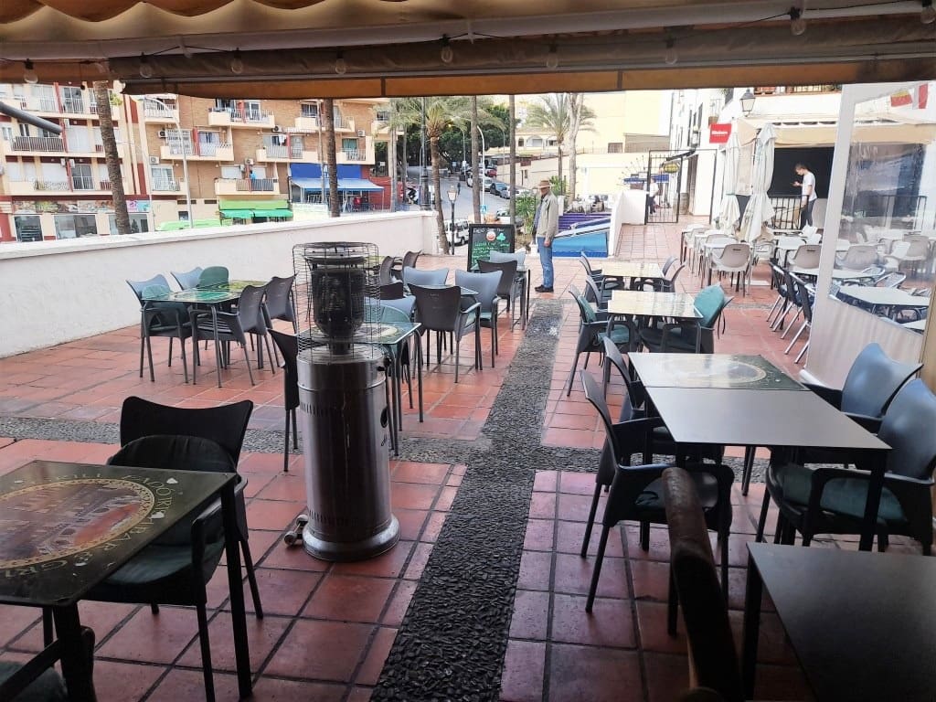 Restaurant/Bar for sale in Benalmadena - € 89,950 (Ref: 9816326)