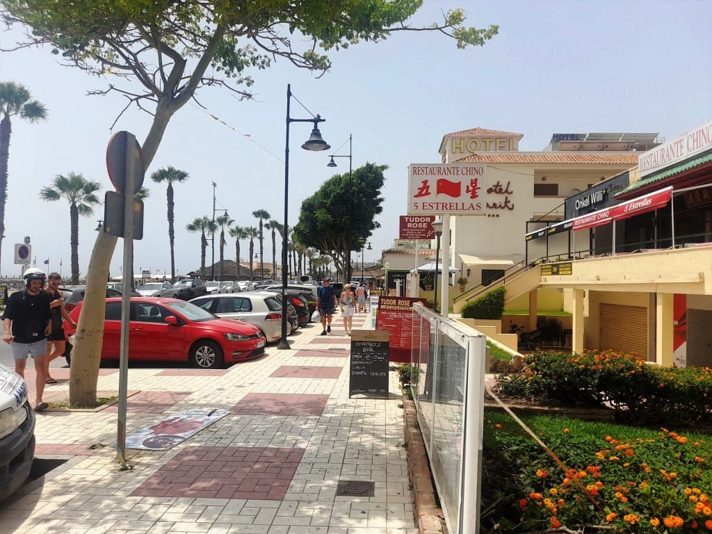 Restaurant/Bar à vendre à Torremolinos - 125 000 € (Ref: 9823546)