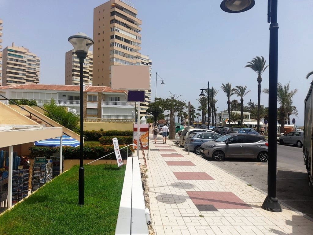 Restaurant/Bar à vendre à Torremolinos - 125 000 € (Ref: 9823546)