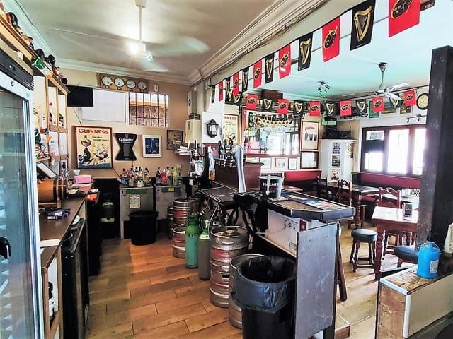 Restaurant/Bar à vendre à Torremolinos - 125 000 € (Ref: 9823546)