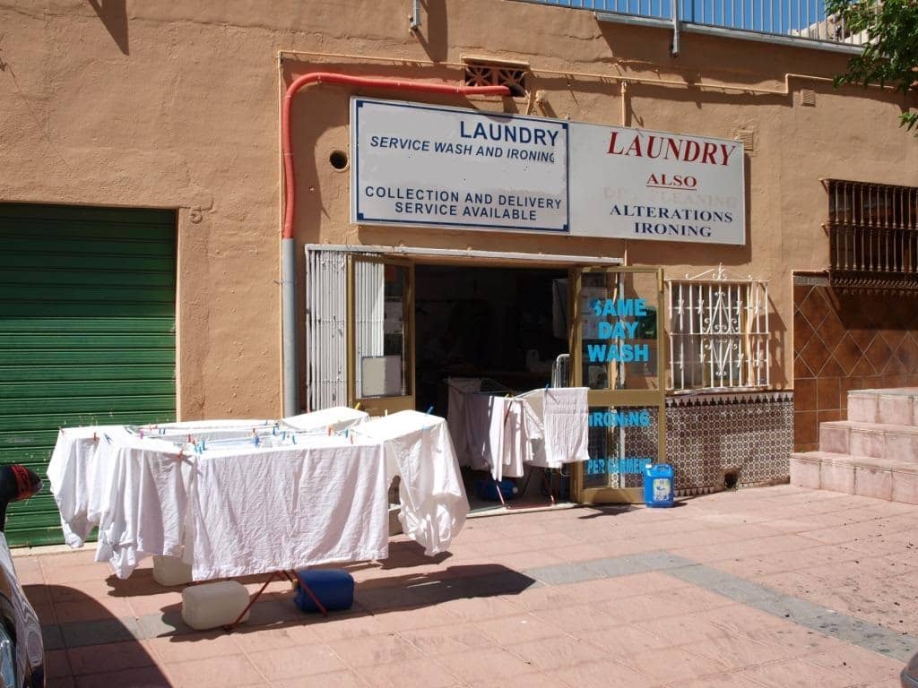 Business for sale in Benalmadena - € 29,950 (Ref: 9841165)