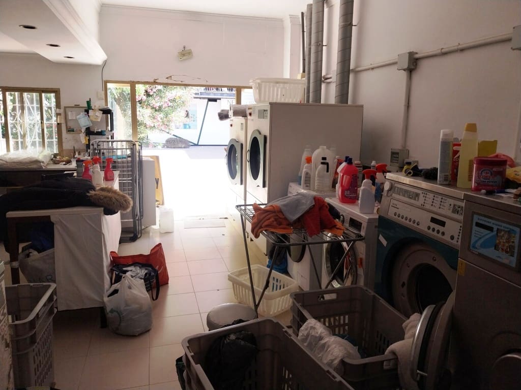 Business for sale in Benalmadena - € 29,950 (Ref: 9841165)
