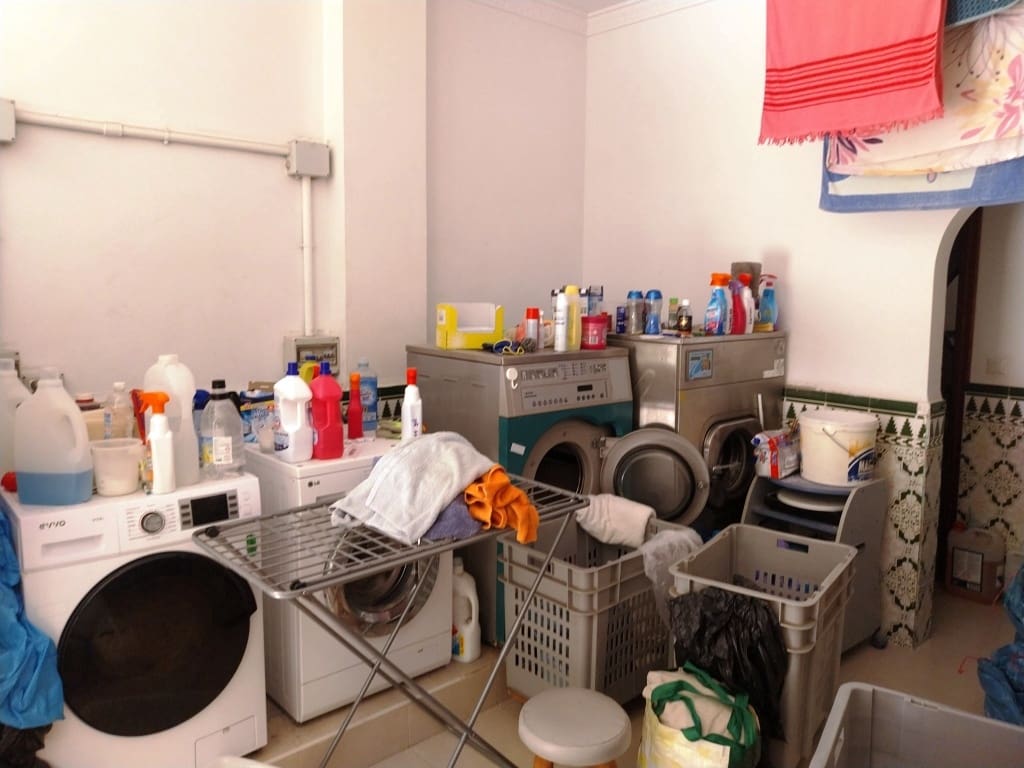 Business for sale in Benalmadena - € 29,950 (Ref: 9841165)