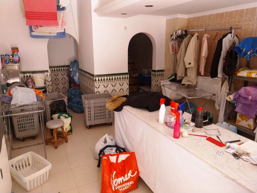 Business for sale in Benalmadena - € 29,950 (Ref: 9841165)