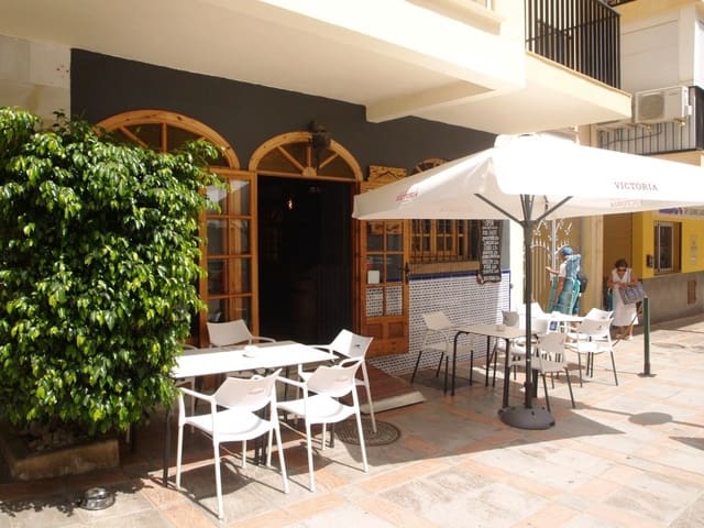 Restaurant/Bar til salg i Fuengirola med swimmingpool - € 64.950 (Ref: 9860564)