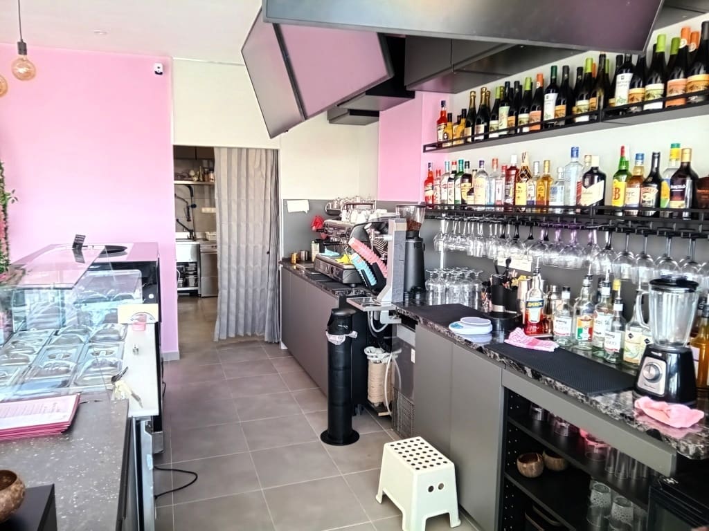 Restaurant/bar te koop in Fuengirola - € 159.950 (Ref: 9860916)