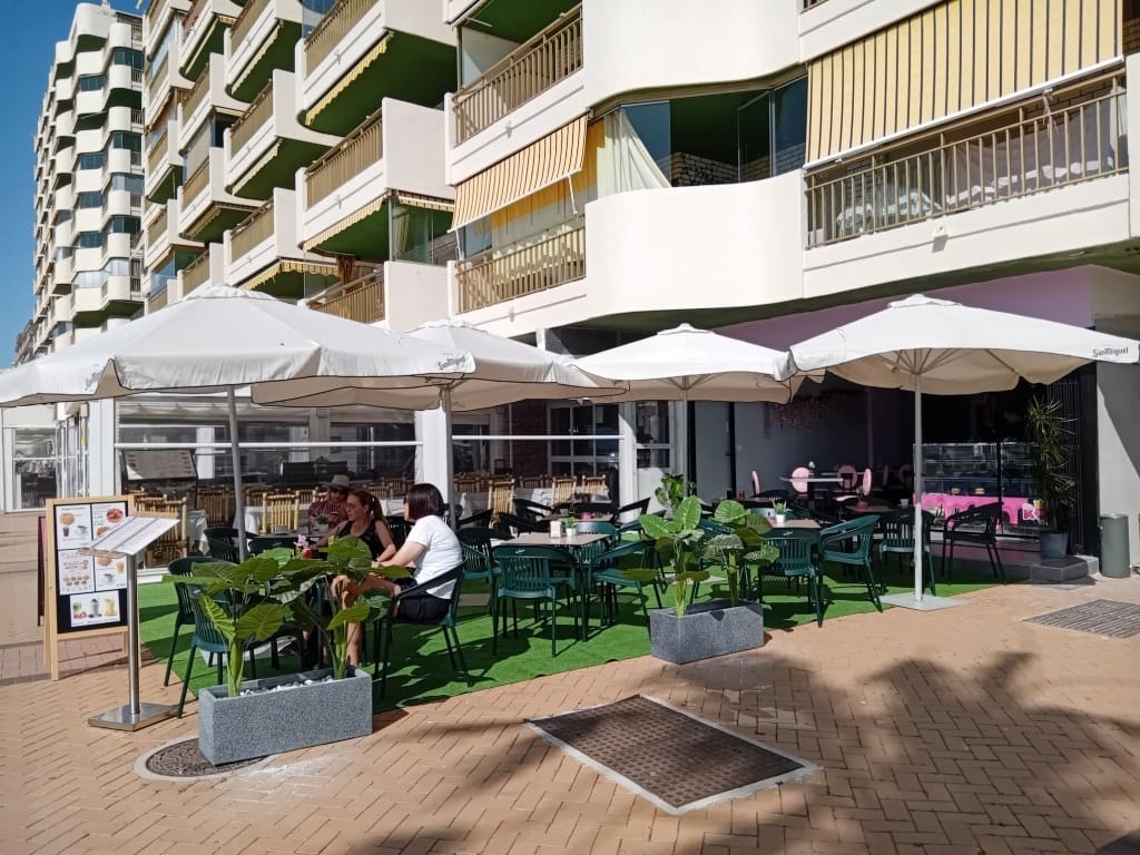 Restaurant/bar te koop in Fuengirola - € 159.950 (Ref: 9860916)