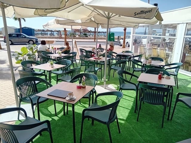 Restaurant/Bar til salgs i Torreblanca, Fuengirola - € 159 950 (Ref: 9860916)