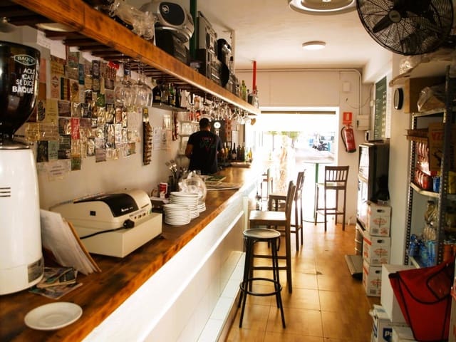 Restaurant/Bar til salgs i Los Boliches , Fuengirola - € 54 950 (Ref: 9872322)