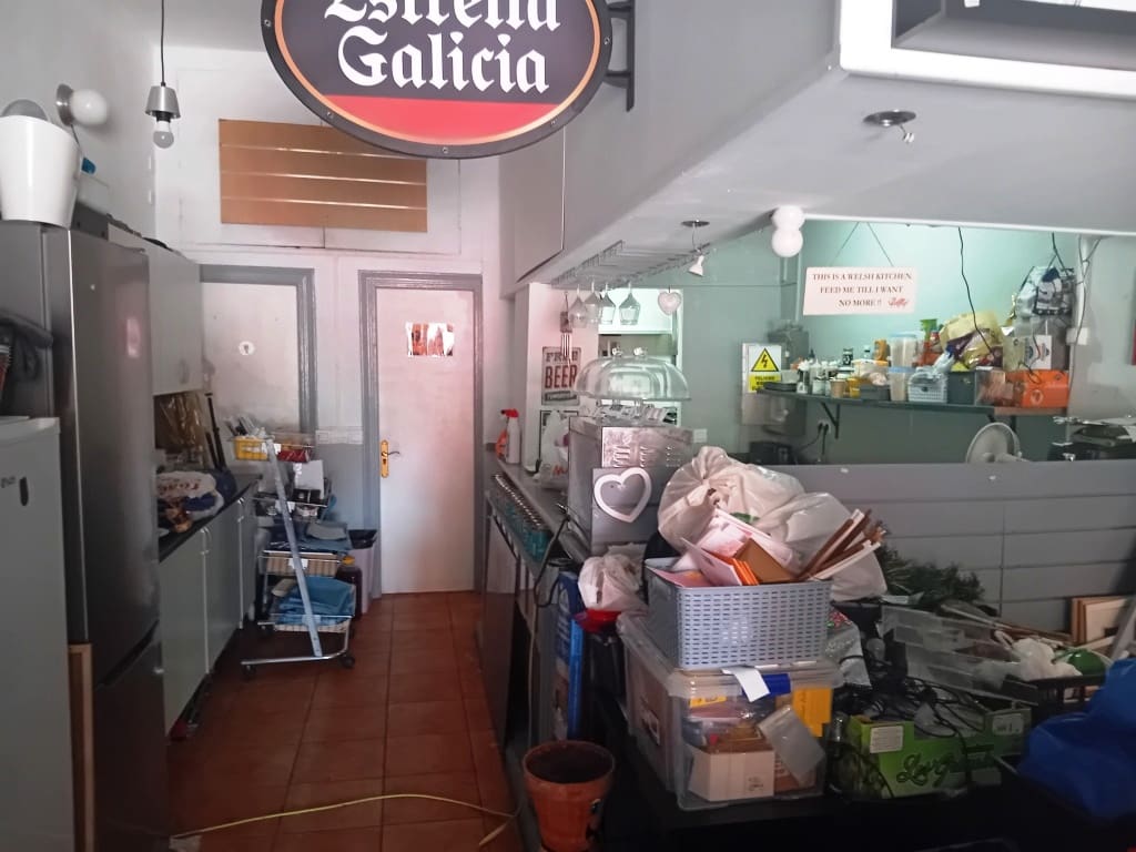 Restaurant/Bar til salg i Benalmadena - € 17.950 (Ref: 9879850)