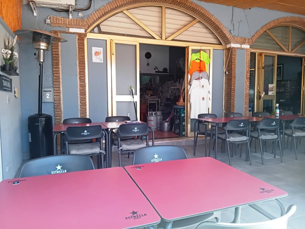 Restaurant/Bar til salg i Benalmadena - € 17.950 (Ref: 9879850)