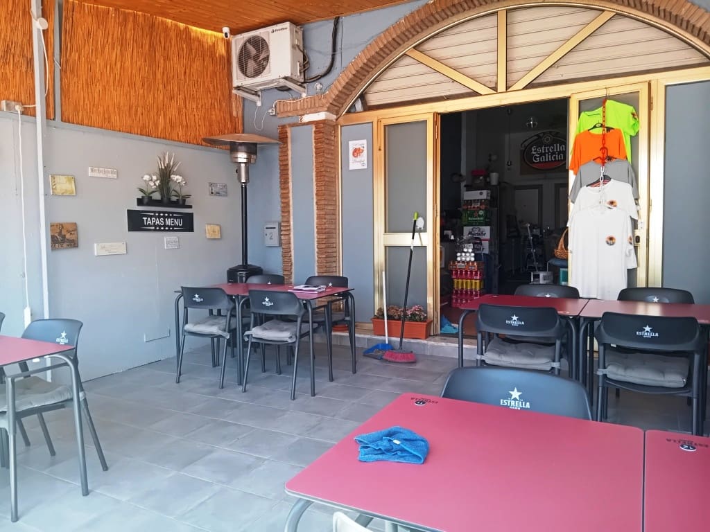 Restaurant/Bar til salg i Benalmadena - € 17.950 (Ref: 9879850)