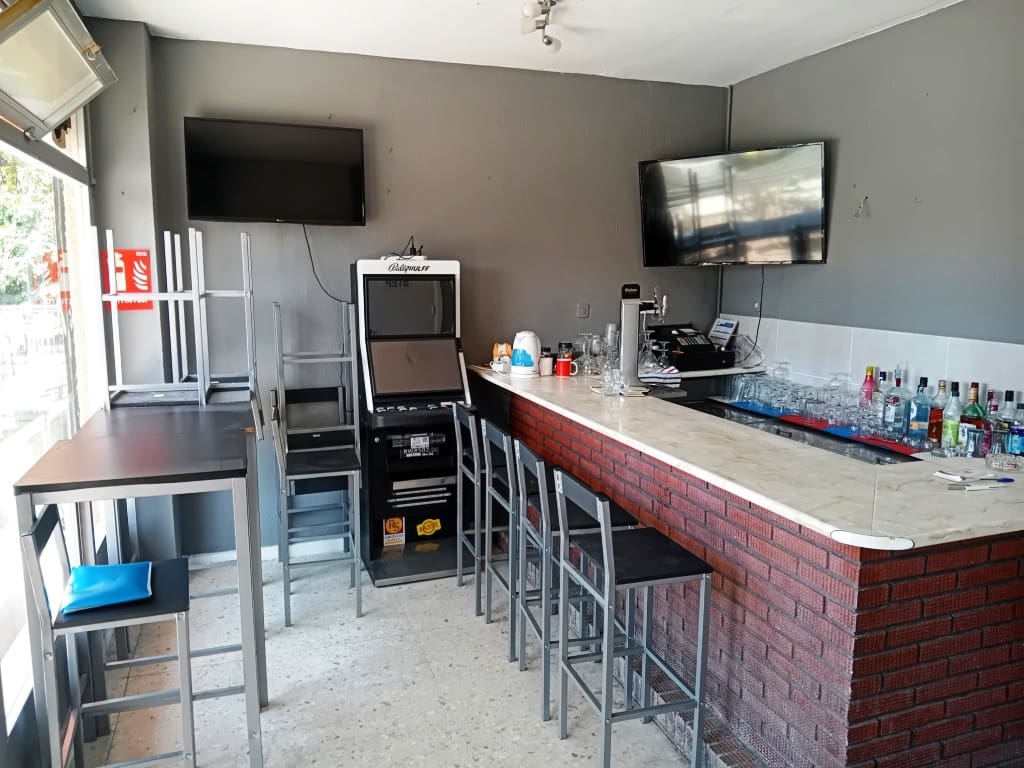 Restaurant/Bar til salg i Benalmadena - € 14.950 (Ref: 9882549)