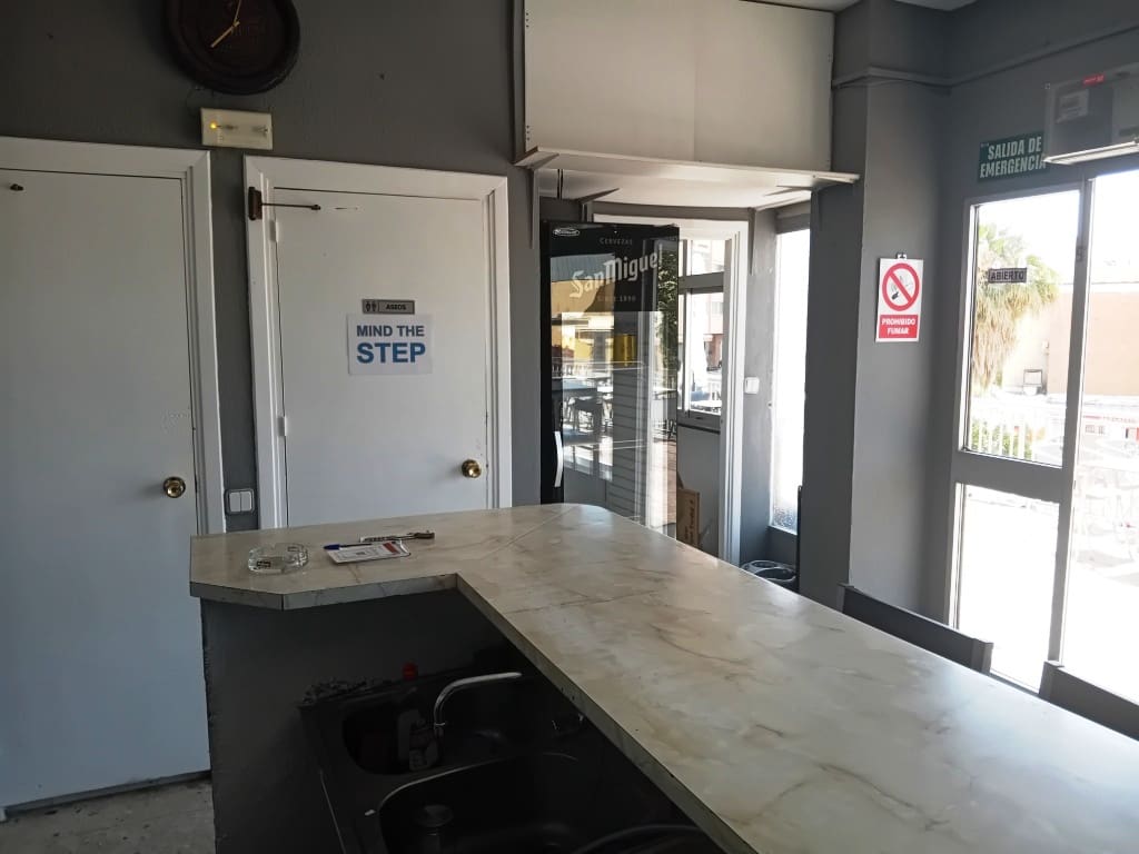 Restaurant/Bar til salg i Benalmadena - € 14.950 (Ref: 9882549)