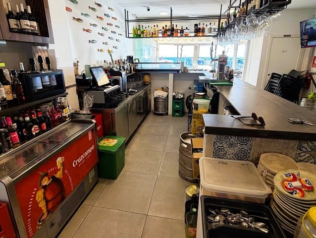 Restaurant/Bar à vendre à Fuengirola - 134 950 € (Ref: 9895236)