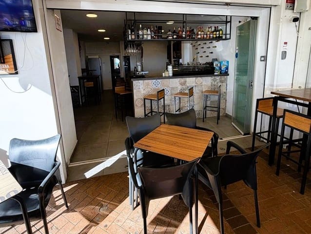 Restaurant/Bar à vendre à Fuengirola - 134 950 € (Ref: 9895236)