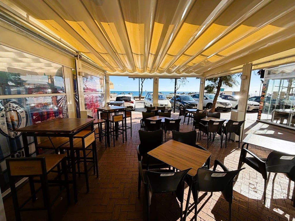 Restaurant/Bar til salgs i Fuengirola - € 134 950 (Ref: 9895236)