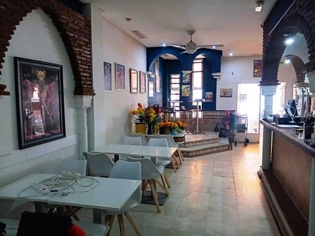 Restaurant/Bar til salgs i Fuengirola - € 39 950 (Ref: 9918856)