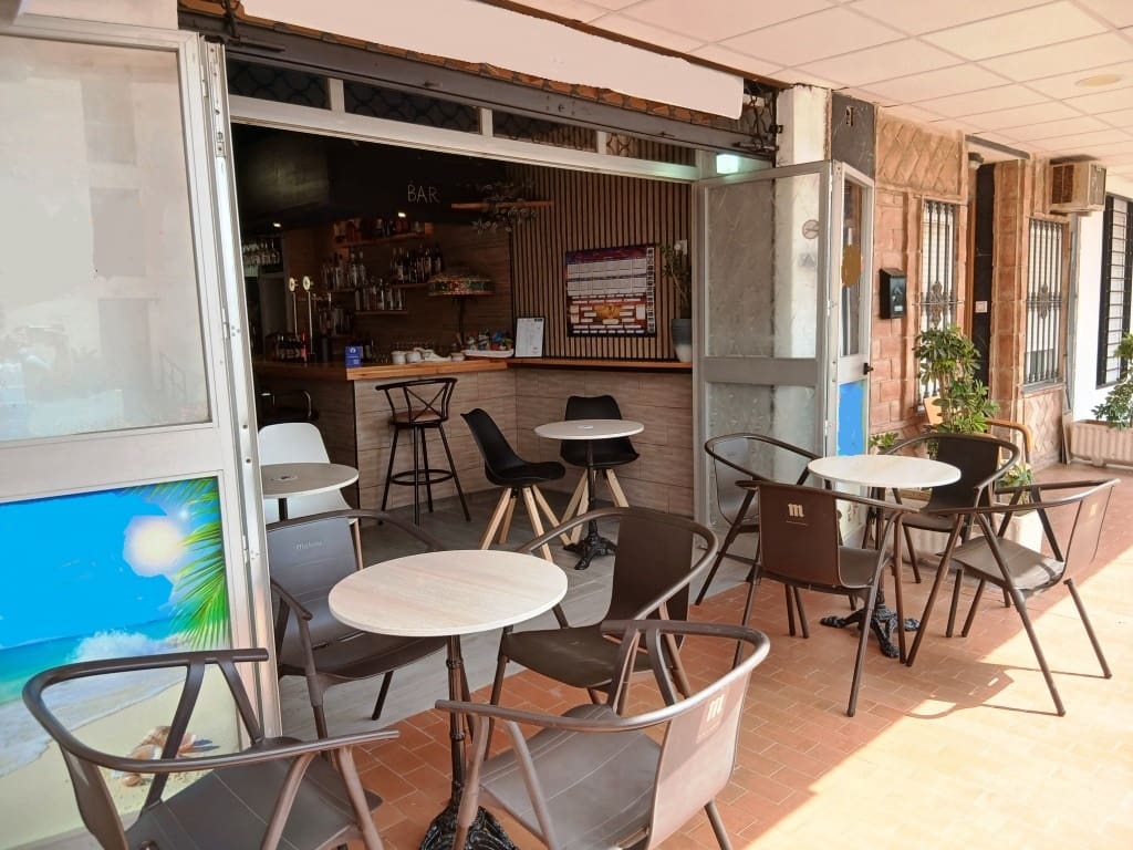Restaurant/bar te koop in Benalmadena - € 19.950 (Ref: 9921038)